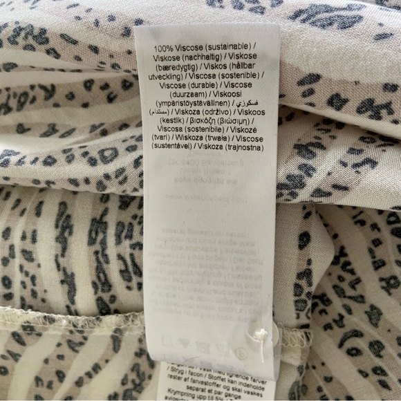 Abstract Animal Print Shirt - Picture 11 of 12